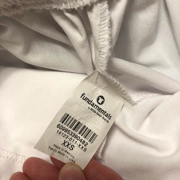 Women’s white scrub pants EUC - Picture 3 of 6